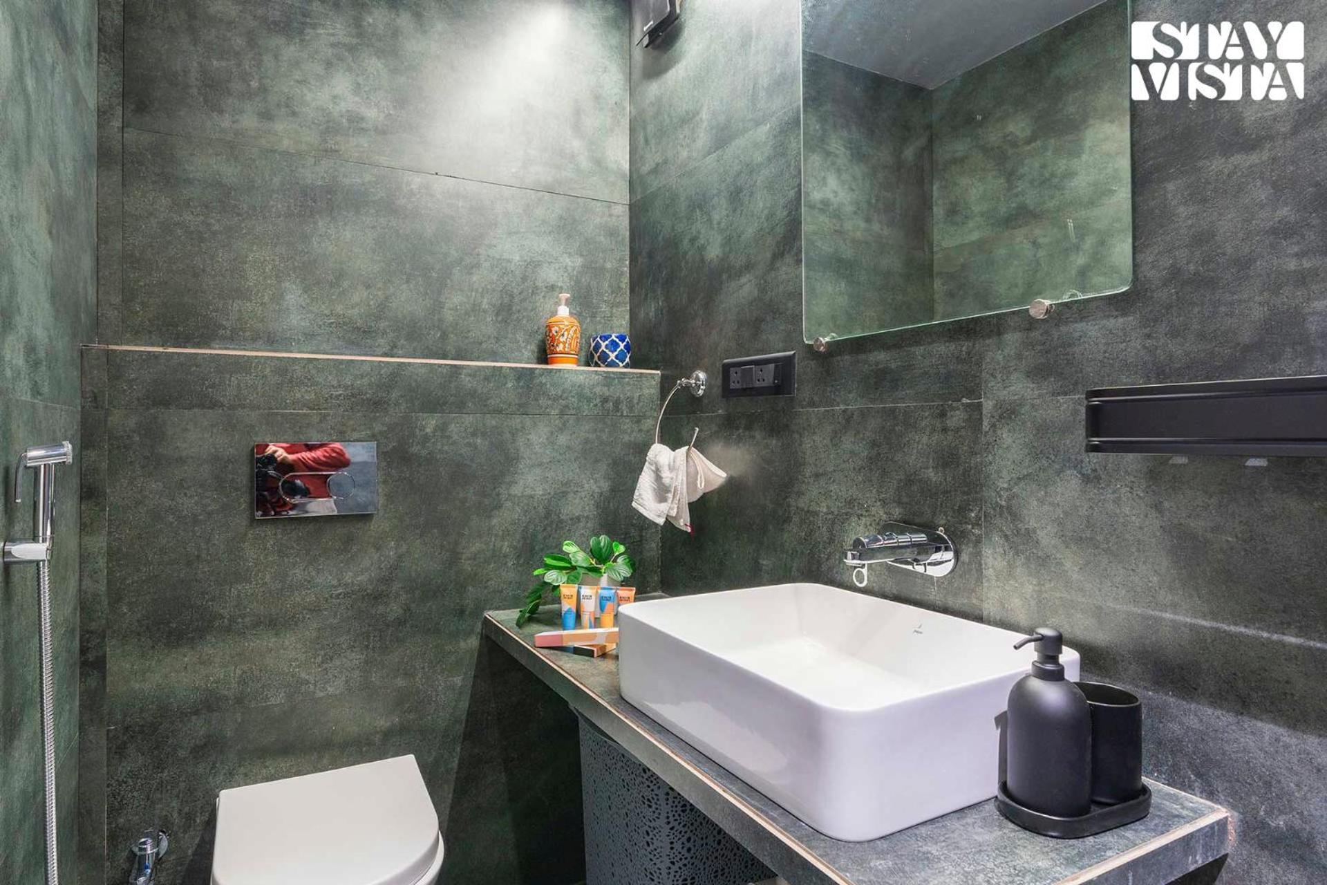 Stayvista'S Celeste Villa - Hill-View Retreat With Infinity Pool 纳西克 外观 照片